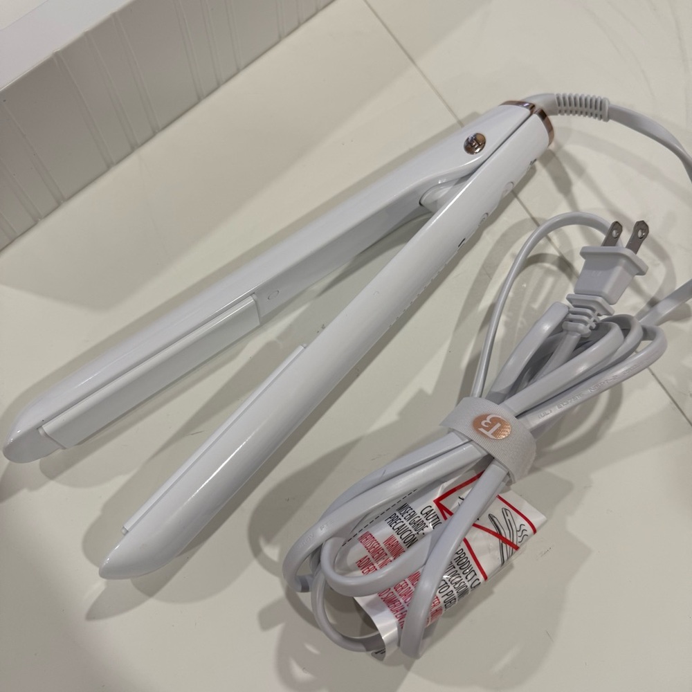 * NEW T3 Singlepass Stylemax 1” Flat Iron BX19 - Picture 5 of 7